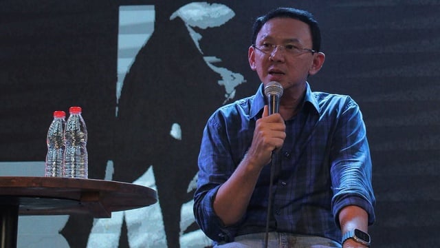 diskusi-politik-bertema-ahok